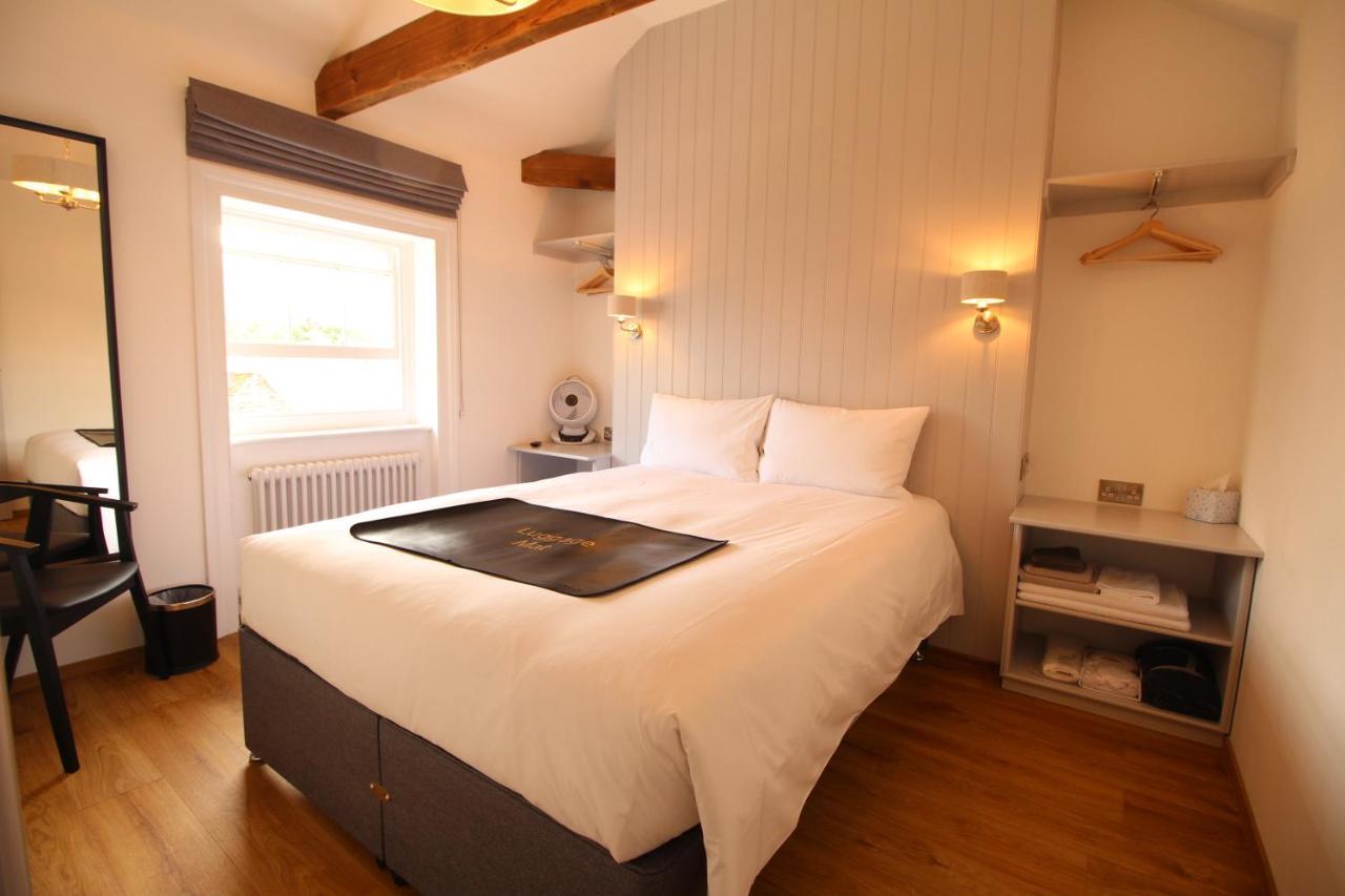 Number 8 Hotel Canterbury Eksteriør billede