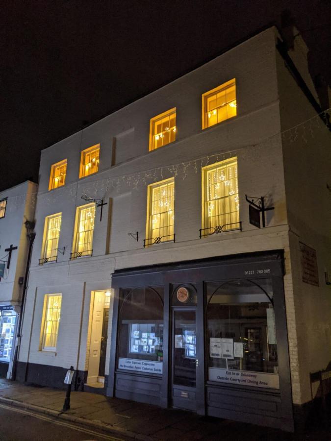 Number 8 Hotel Canterbury Eksteriør billede