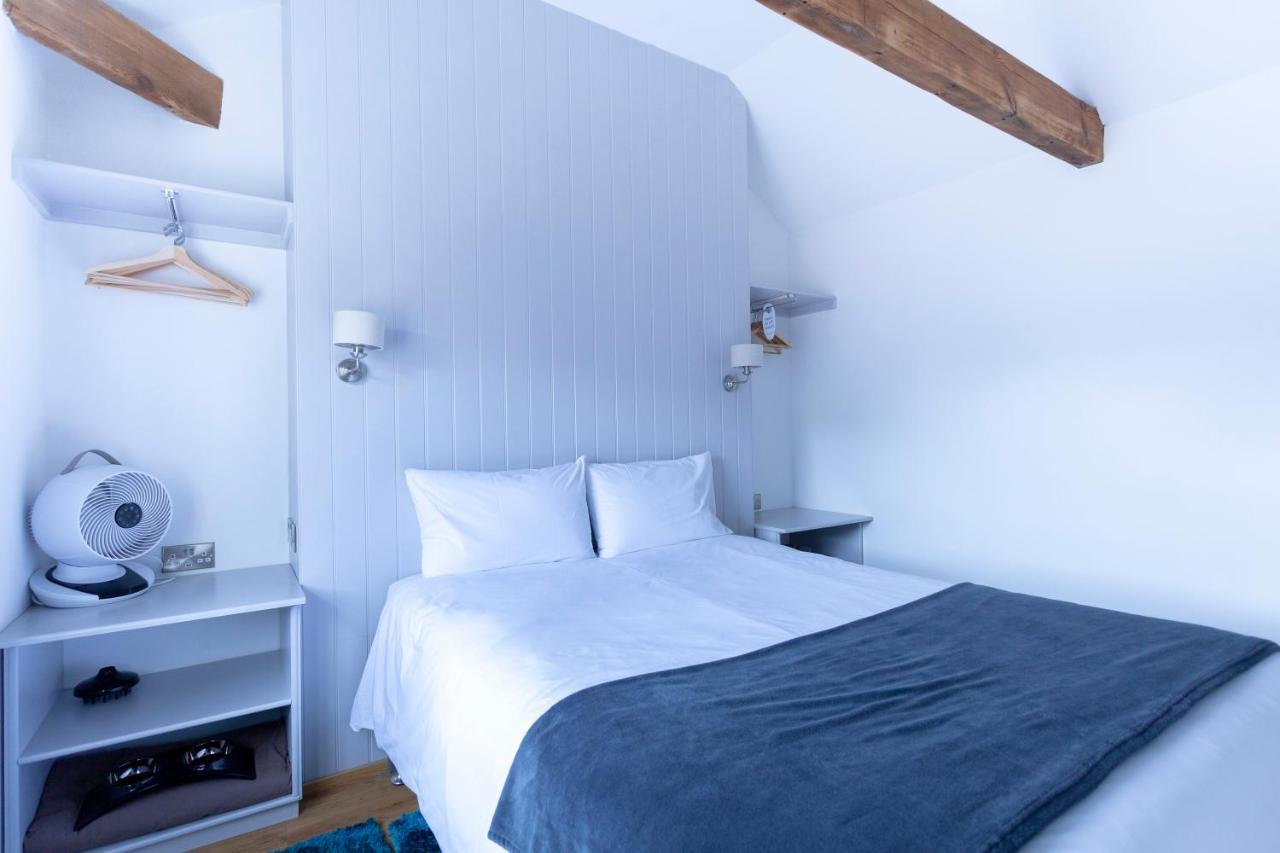 Number 8 Hotel Canterbury Eksteriør billede